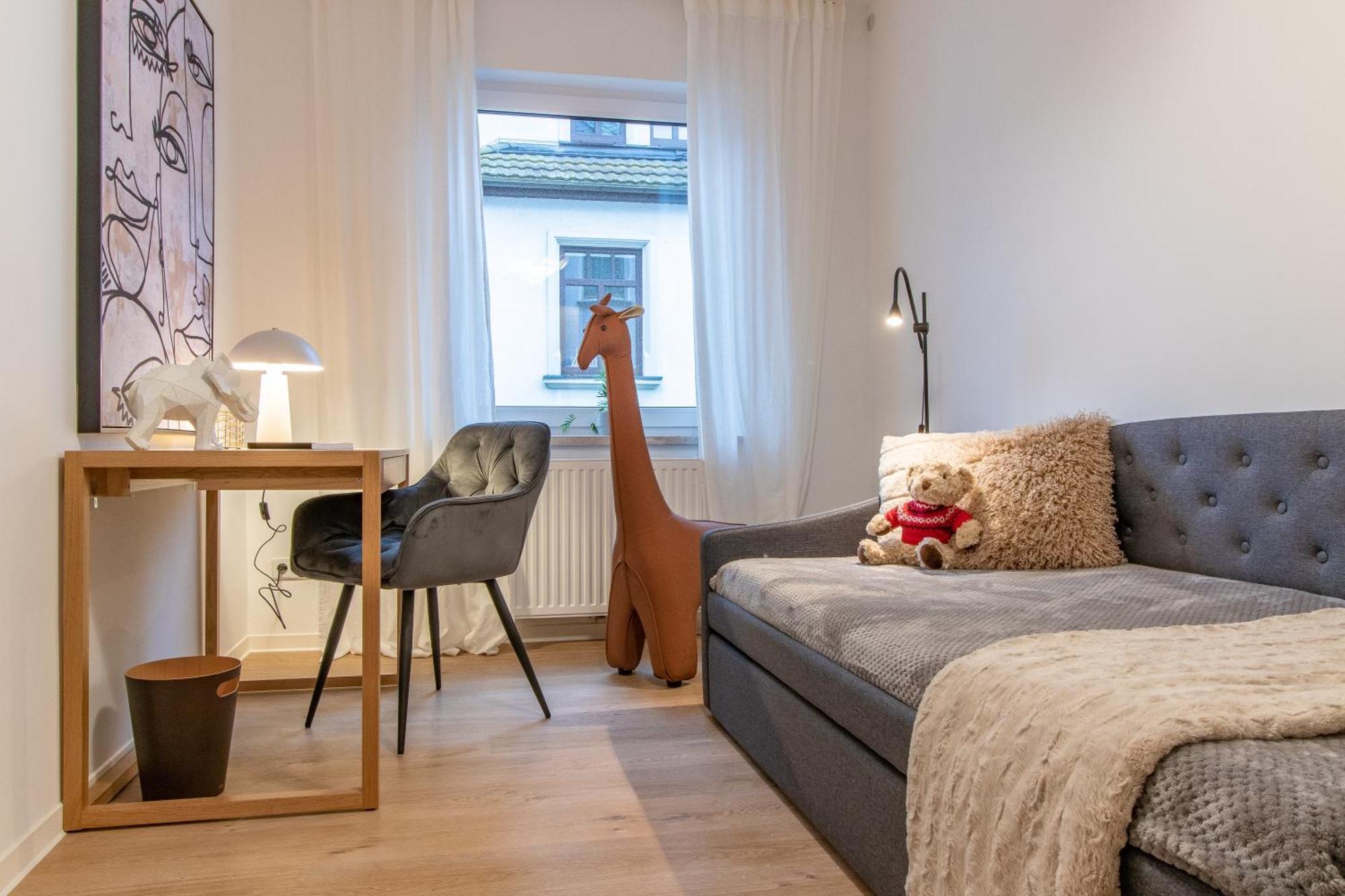 Stilvolles City-Apartment I Netflix I Wlan L Stellplatz I Zentral Schwarzenberg  Exterior photo